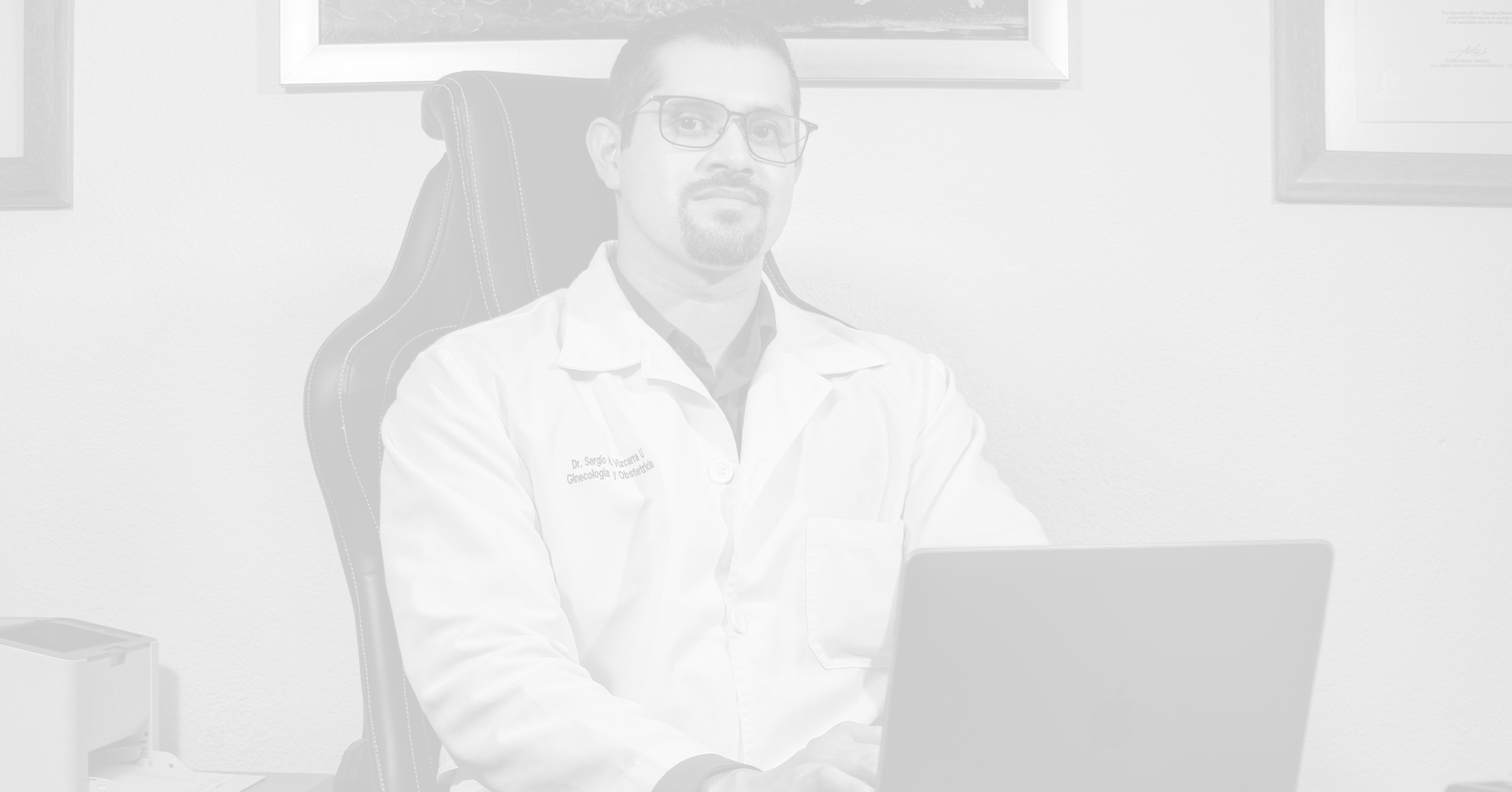 Dr. Sergio Vizcarra | Ginecólogo y Obstetra